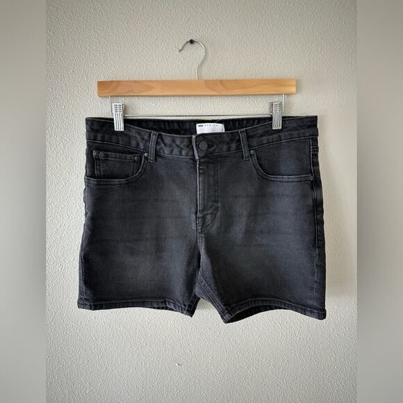 ASOS Design Black Denim Stretch Shorts Size 34 - Picture 1 of 4